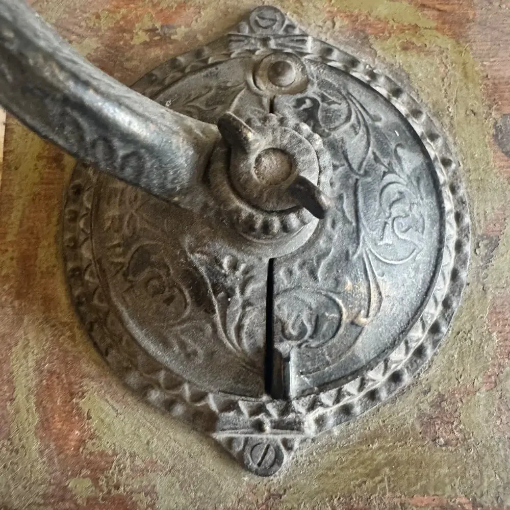 Antique Imperial Coffee Grinder Mill Cast Iron Green, Late 1800s Farmhouse Decor - Picture 3 of 10